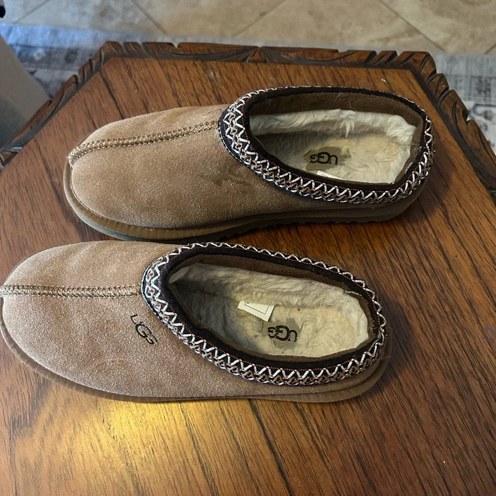 UGG women’s Tasman slipper - Picture 2 of 3